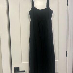 Carly Jean Linen Dress